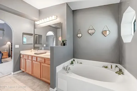 1652 La Maderia Drive SW Palm Bay FL 32908