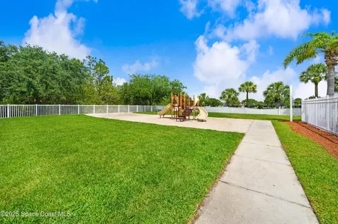 1652 La Maderia Drive SW Palm Bay FL 32908