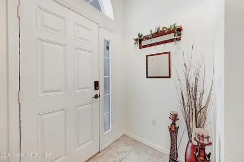 1652 La Maderia Drive SW Palm Bay FL 32908
