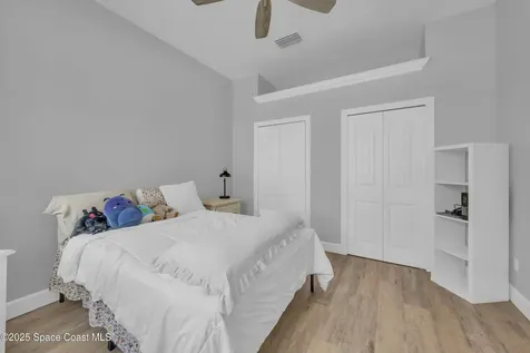 379 SW South Quick Circle Port St. Lucie FL 34953