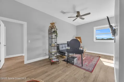 379 SW South Quick Circle Port St. Lucie FL 34953