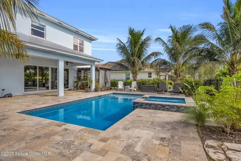 379 SW South Quick Circle Port St. Lucie FL 34953