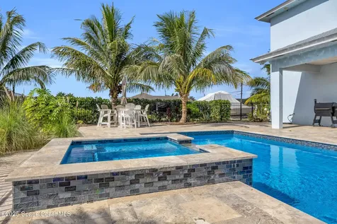 379 SW South Quick Circle Port St. Lucie FL 34953