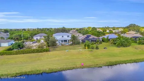 379 SW South Quick Circle Port St. Lucie FL 34953