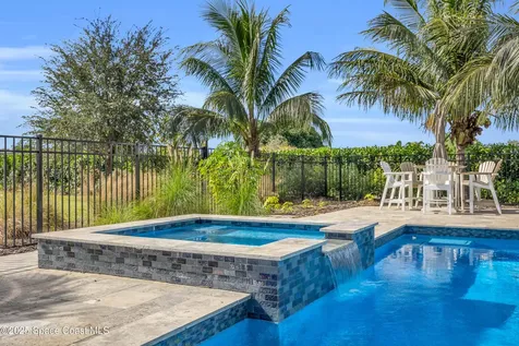 379 SW South Quick Circle Port St. Lucie FL 34953