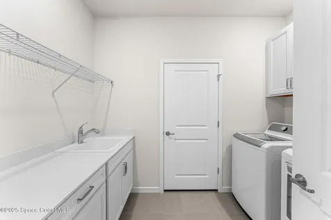 8870 Shoreline Avenue Melbourne FL 32940