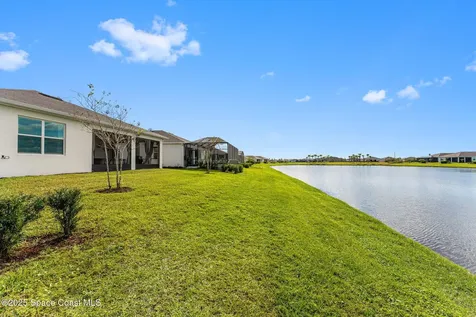 8870 Shoreline Avenue Melbourne FL 32940