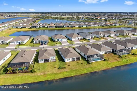 8870 Shoreline Avenue Melbourne FL 32940
