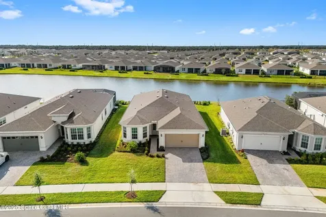 8870 Shoreline Avenue Melbourne FL 32940
