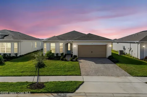 8870 Shoreline Avenue Melbourne FL 32940