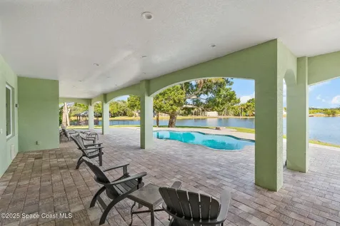 5150 Mallard Lakes Court Merritt Island FL 32953