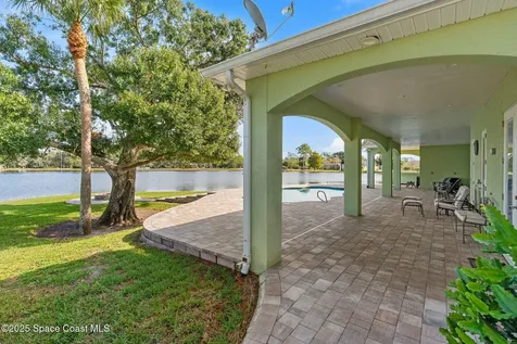 5150 Mallard Lakes Court Merritt Island FL 32953