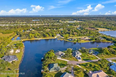 5150 Mallard Lakes Court Merritt Island FL 32953