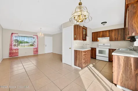 2135 Otterbein Avenue Cocoa FL 32926