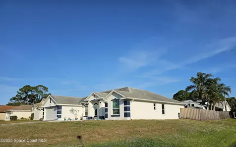 1201 Cheb Place NW Palm Bay FL 32907