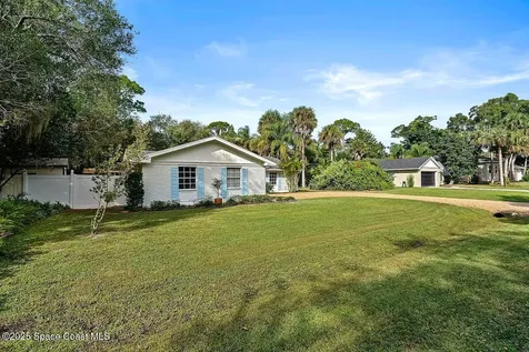 881 46th Avenue Vero Beach FL 32966
