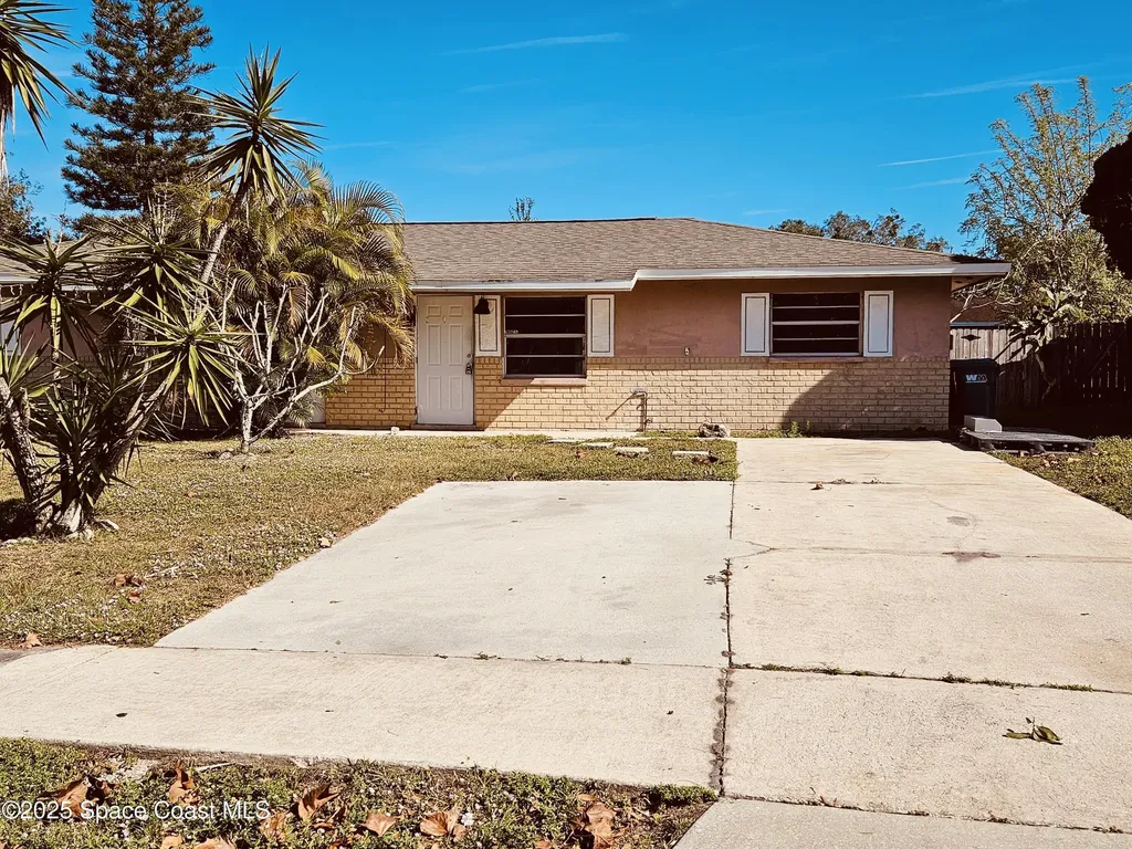 739 Lunar Lake Circle Cocoa FL 32926