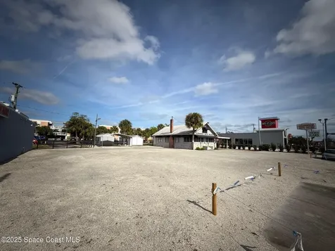 26 W New Haven Avenue Melbourne FL 32901