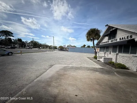 26 W New Haven Avenue Melbourne FL 32901
