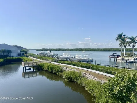 2486 Harbour Cove Drive Hutchinson Island FL 34949