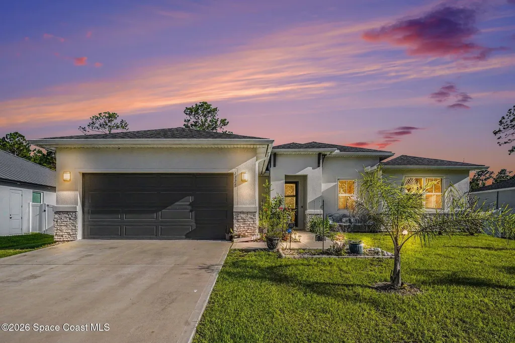 1328 Washburn Street SE Palm Bay FL 32909
