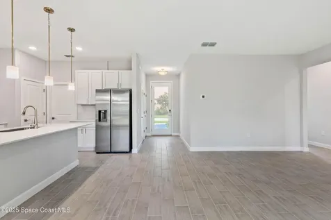 1328 Washburn Street SE Palm Bay FL 32909