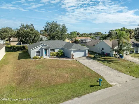 735 Crestline Lane NE Palm Bay FL 32907