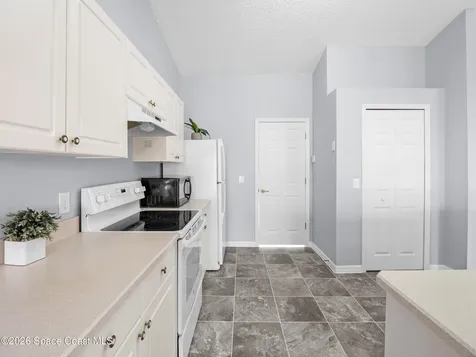735 Crestline Lane NE Palm Bay FL 32907