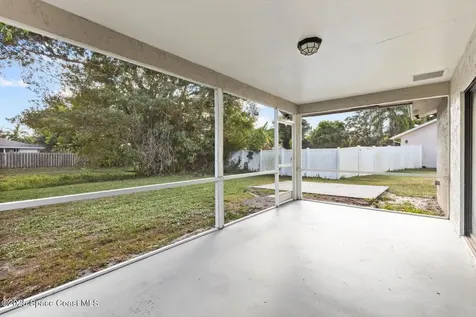 402 SW Sansom Lane Port St. Lucie FL 34953