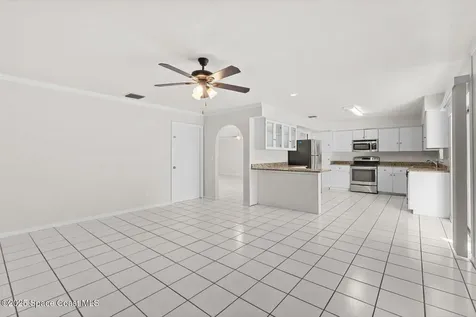 402 SW Sansom Lane Port St. Lucie FL 34953