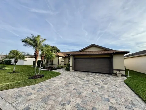 349 Country Walk Street Melbourne FL 32940