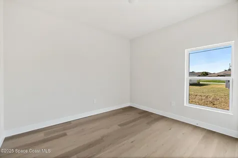 2182 Oklahoma Avenue SW Palm Bay FL 32908
