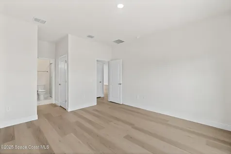 2182 Oklahoma Avenue SW Palm Bay FL 32908