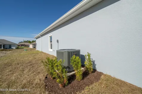 2182 Oklahoma Avenue SW Palm Bay FL 32908