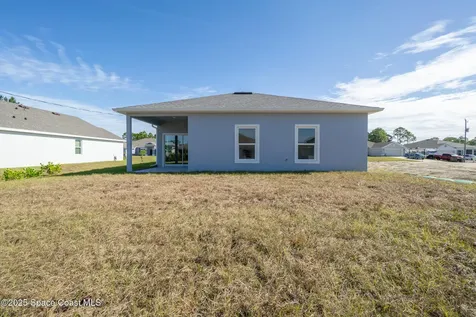 2182 Oklahoma Avenue SW Palm Bay FL 32908