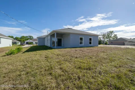 2182 Oklahoma Avenue SW Palm Bay FL 32908