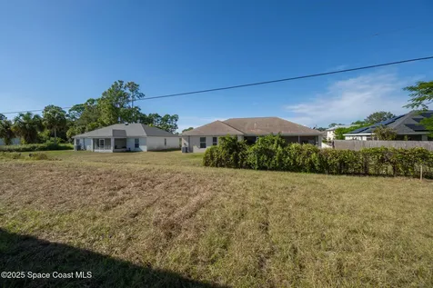 2182 Oklahoma Avenue SW Palm Bay FL 32908