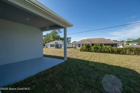 2182 Oklahoma Avenue SW Palm Bay FL 32908