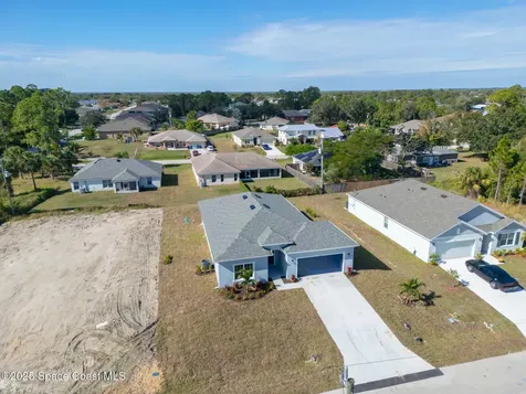 2182 Oklahoma Avenue SW Palm Bay FL 32908