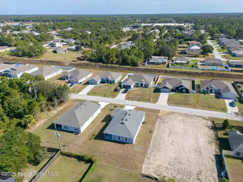 2182 Oklahoma Avenue SW Palm Bay FL 32908