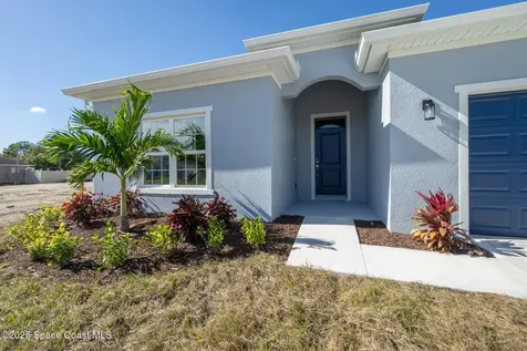 2182 Oklahoma Avenue SW Palm Bay FL 32908