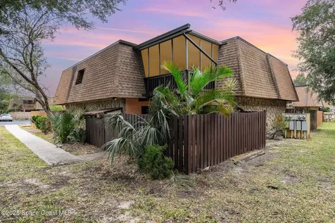1746 S Park Avenue Titusville FL 32780