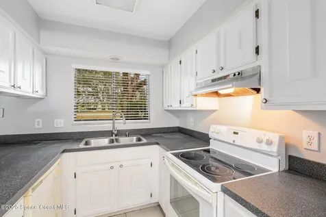 1746 S Park Avenue Titusville FL 32780