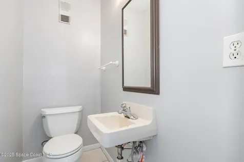 1746 S Park Avenue Titusville FL 32780