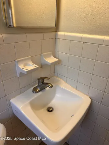 140 Niemira Avenue Indialantic FL 32903