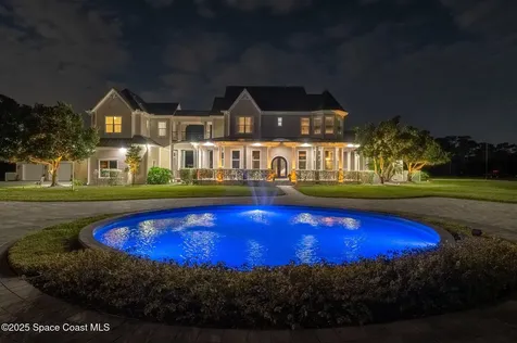 4236 Hield Road NW Palm Bay FL 32907