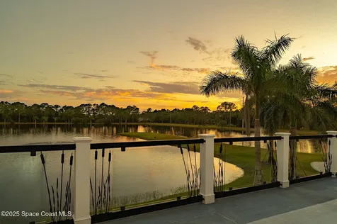 4236 Hield Road NW Palm Bay FL 32907