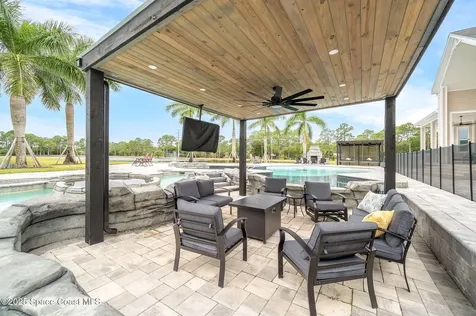 4236 Hield Road NW Palm Bay FL 32907
