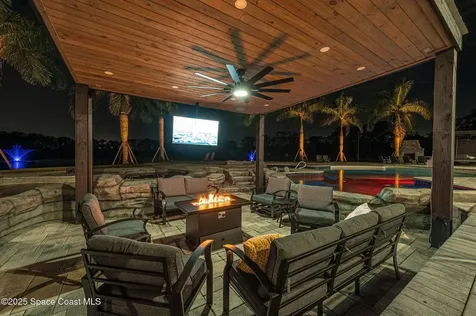 4236 Hield Road NW Palm Bay FL 32907