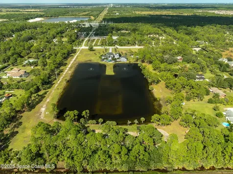 4236 Hield Road NW Palm Bay FL 32907
